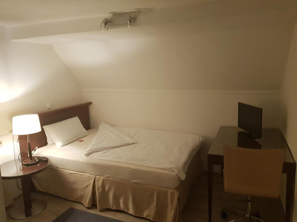 Hotel Pension Bluechersruh Bad Berneck im Fichtelgebirge Pokój zdjęcie